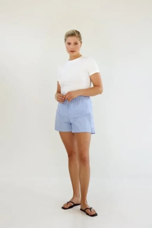 Emmy shortsit