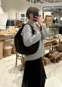 Flattered - Alva shoulder bag, suede chocolade