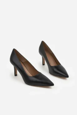 Flattered - Roberta Black Leather korkkarit