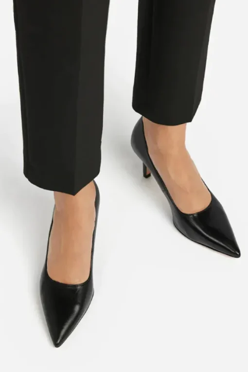 Flattered - Roberta Black Leather korkkarit