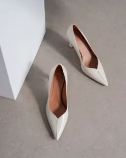 Flattered - Rose leather korkokengät, creme