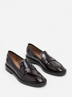 Flattered - Sara nahkaloaferit, patent burgundi