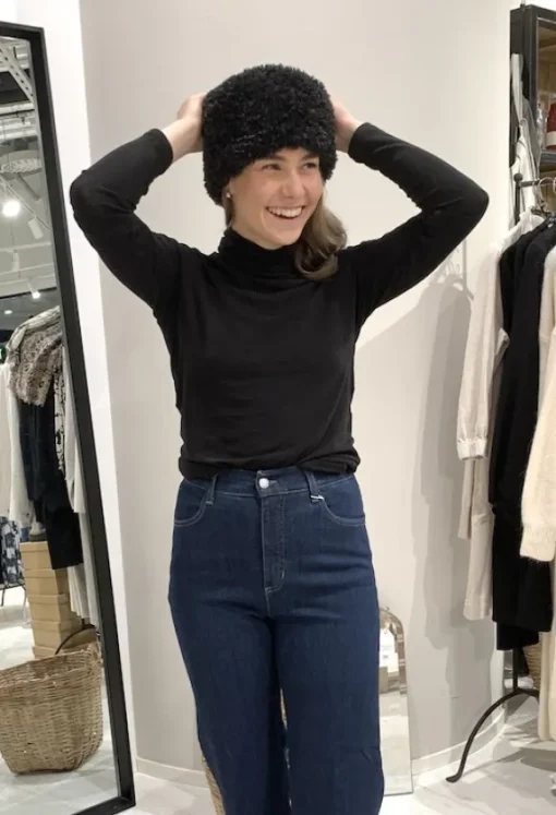 Gauhar - Faux fur tekoturkishattu, black