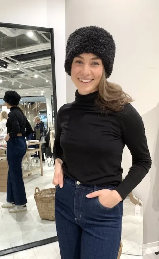 Gauhar - Faux fur tekoturkishattu, black