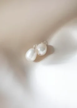 Gauhar - Lisäosat Fresh Water Pearl iso, hopea