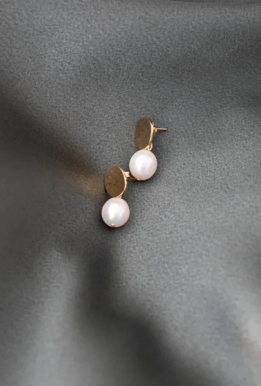 Gauhar - Pearl Drop Earrings, gold