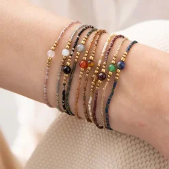 Iris rannekoru Black Onyx, gold