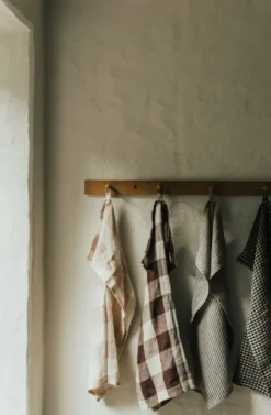 Johanna ruudullinen keittiöpyyhe pellavaa, brown/nat