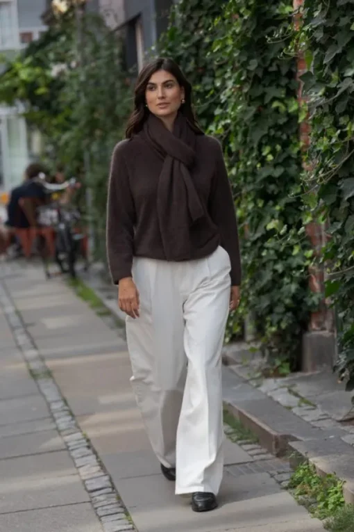 Karlee cashmere neule, dark chocolate