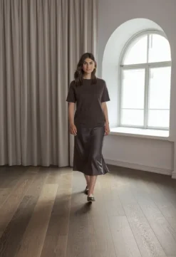 Karlie* lyhythihainen cashmere neule, dark chocolate