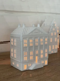 &klevering - Talolyhty canal house mansion, large