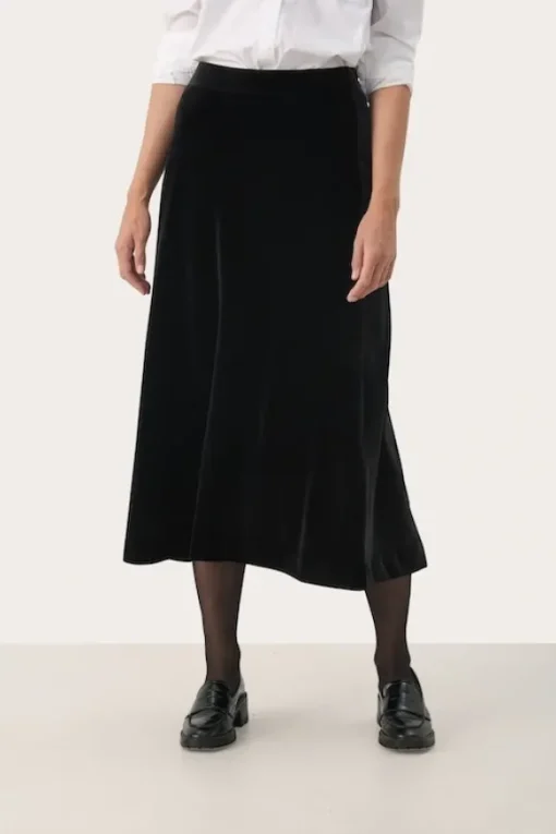 Meya hame, black