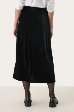 Meya hame, black