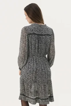 Munya mekko, dark navy micro flower