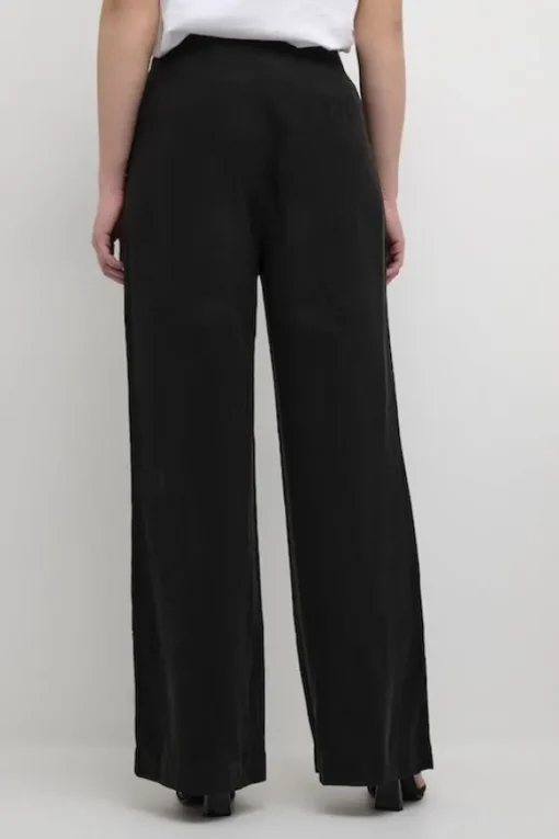 My Essential Wardrobe - Louisa Vala High housut