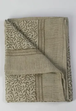 Olsson & Jensen - Felicie pöytäliina 150x300