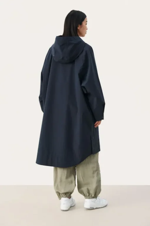 Part Two - Emmy takki, dark navy
