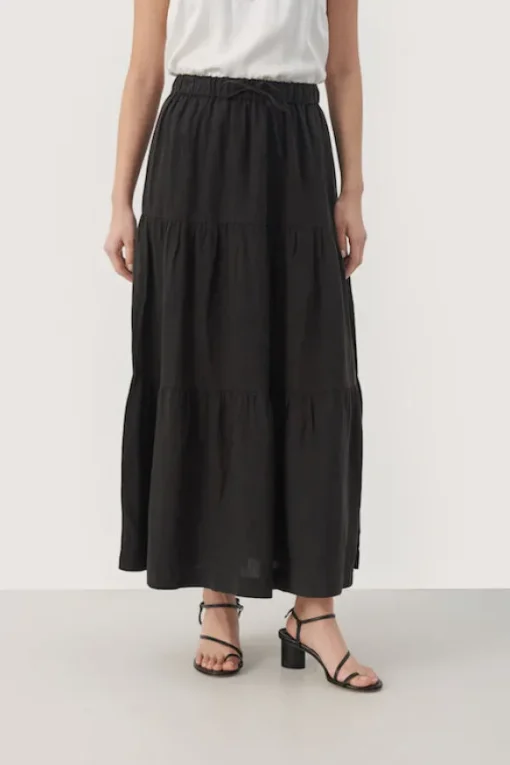 Part Two - Getia pellavahame, black