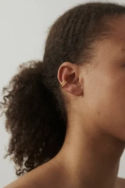 Pernille Corydon - Poetry Ear Cuff korvakoru, kulta