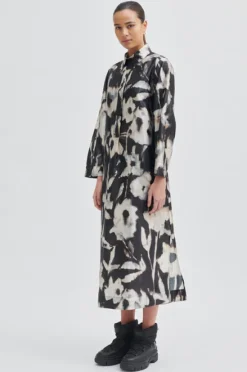 Second Female - Softly paitismekko, Black