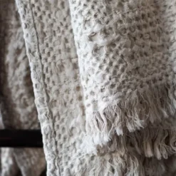 Tell Me More - Monti torkkupeitto, sand beige