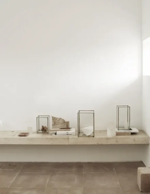 Tine K Home - avolyhty, M