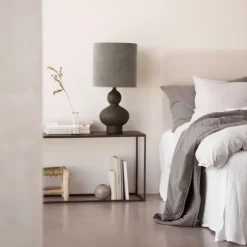 Tine K Home – pöytävalaisin curve, savu