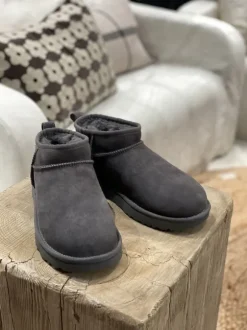 UGG - Classic ultra mini, grey