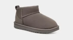 UGG - Classic ultra mini, grey