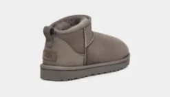 UGG - Classic ultra mini, grey