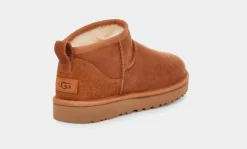 UGG - Classic ultra mini, kastanja