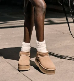 UGG - Classic ultra mini platform, chestnut