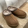 UGG - Tasman slipper, kastanja