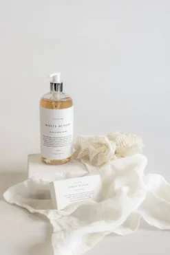 White Bloom Hand & Body nestesaippua 500ml