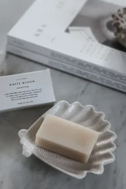 White Bloom palasaippua 120g